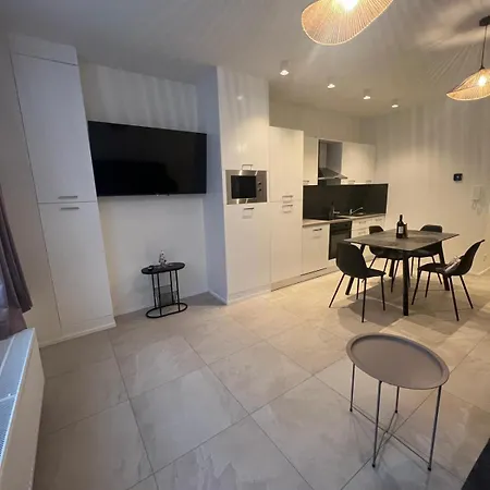 Ereva Seaside Cosy 1 Bedroom With Garden Ostend