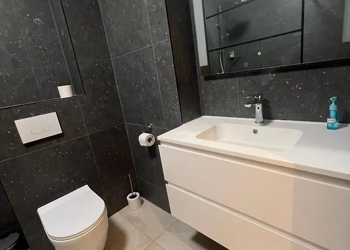 Ereva Seaside Cosy 1 Bedroom With Garden Ostende