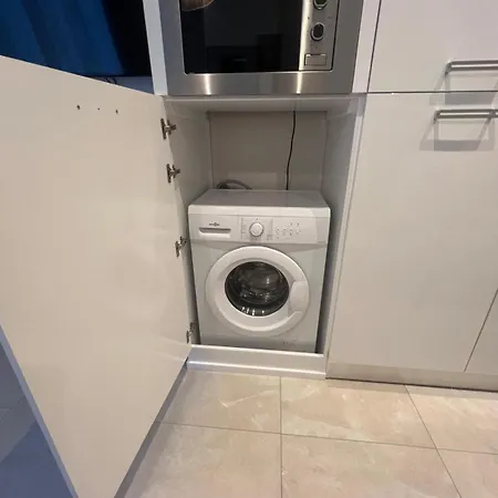 Ereva Seaside Cosy 1 Bedroom With Garden